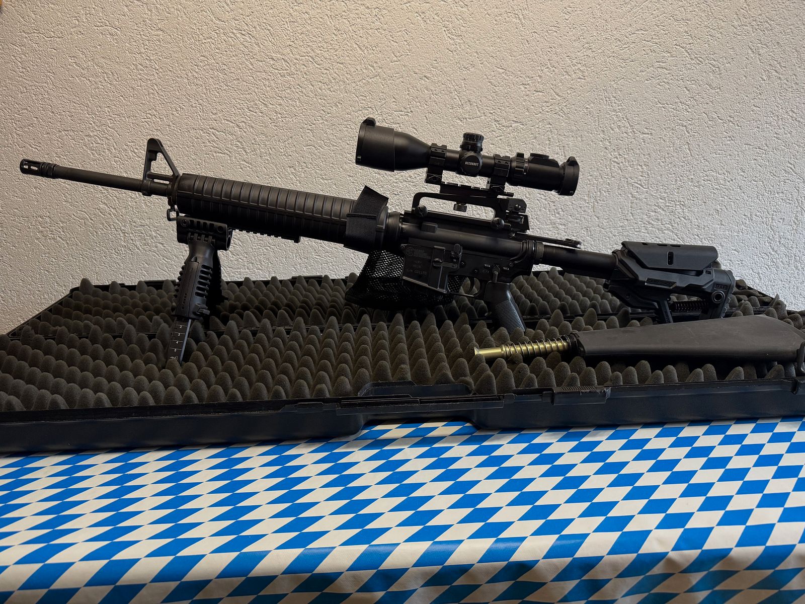 Selbstladebüchse Sabre -Defence XR15 20“ ( M16) mit ZF und Zweibein
