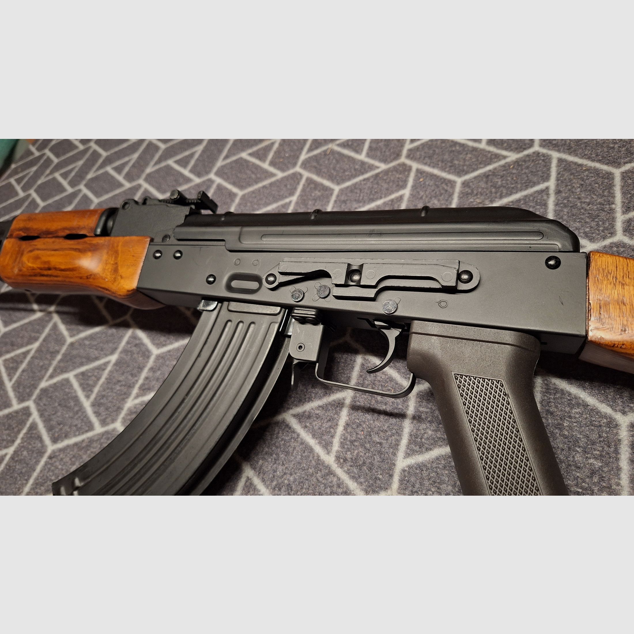 AK47 BEGADI SPORT AEG Full metal/real wood-NEW!