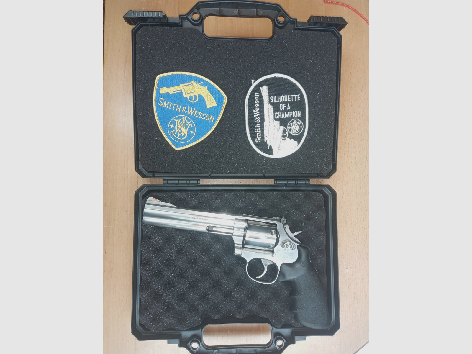 Smith & Wesson	 M 686-4