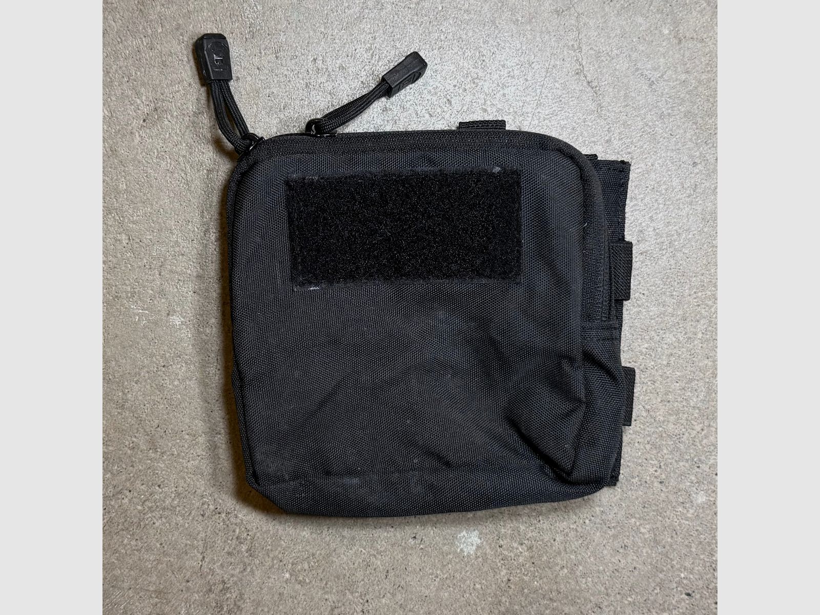 GEBRAUCHT - Tasche (mittel) für Zubehör SCHWARZ, Bild 1 von 2