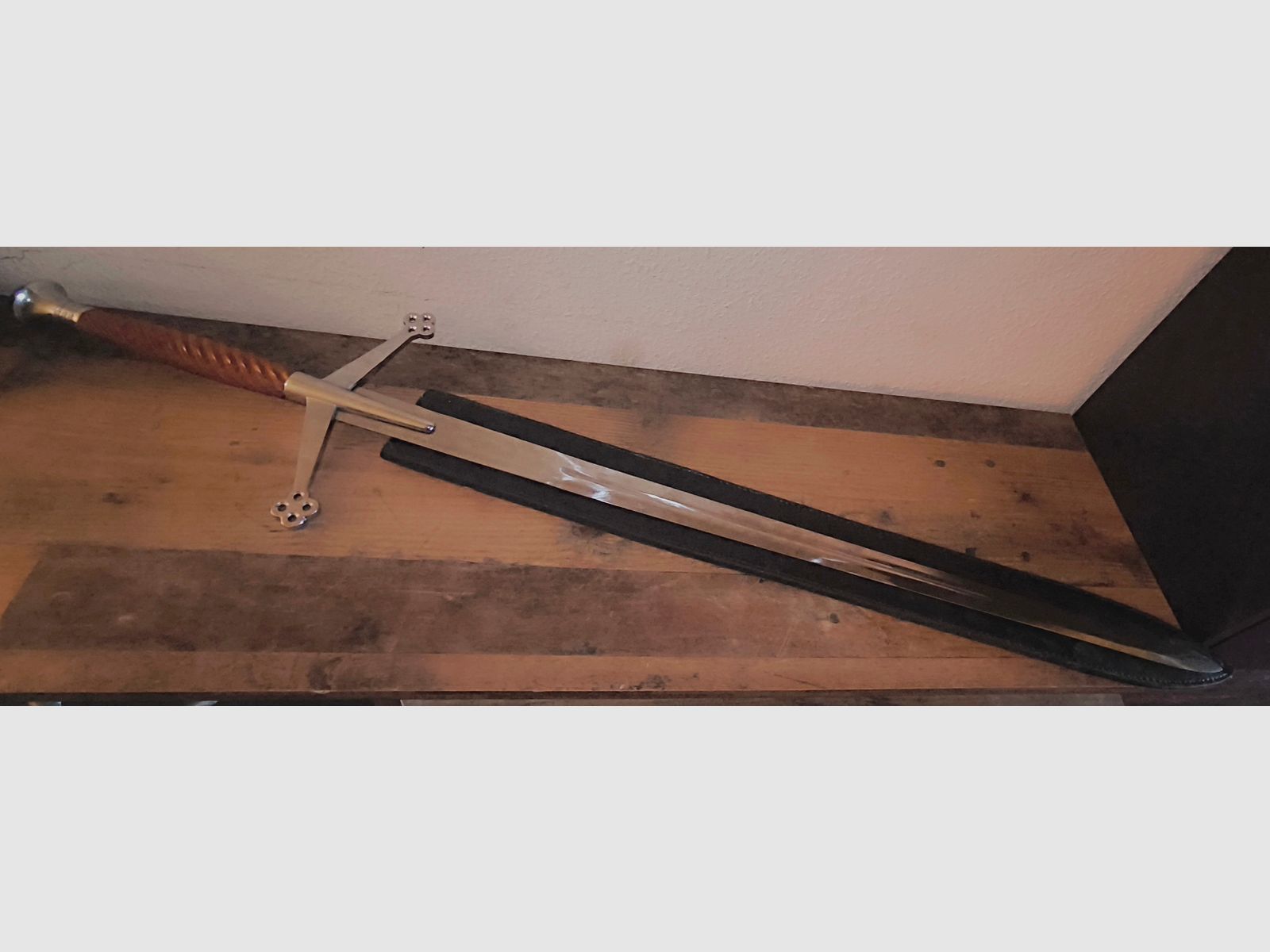 Schottisches  Deko Langschwert Claymore ist um 14.Jahrh, nur Replikat!!! Nicht Scharf!! 