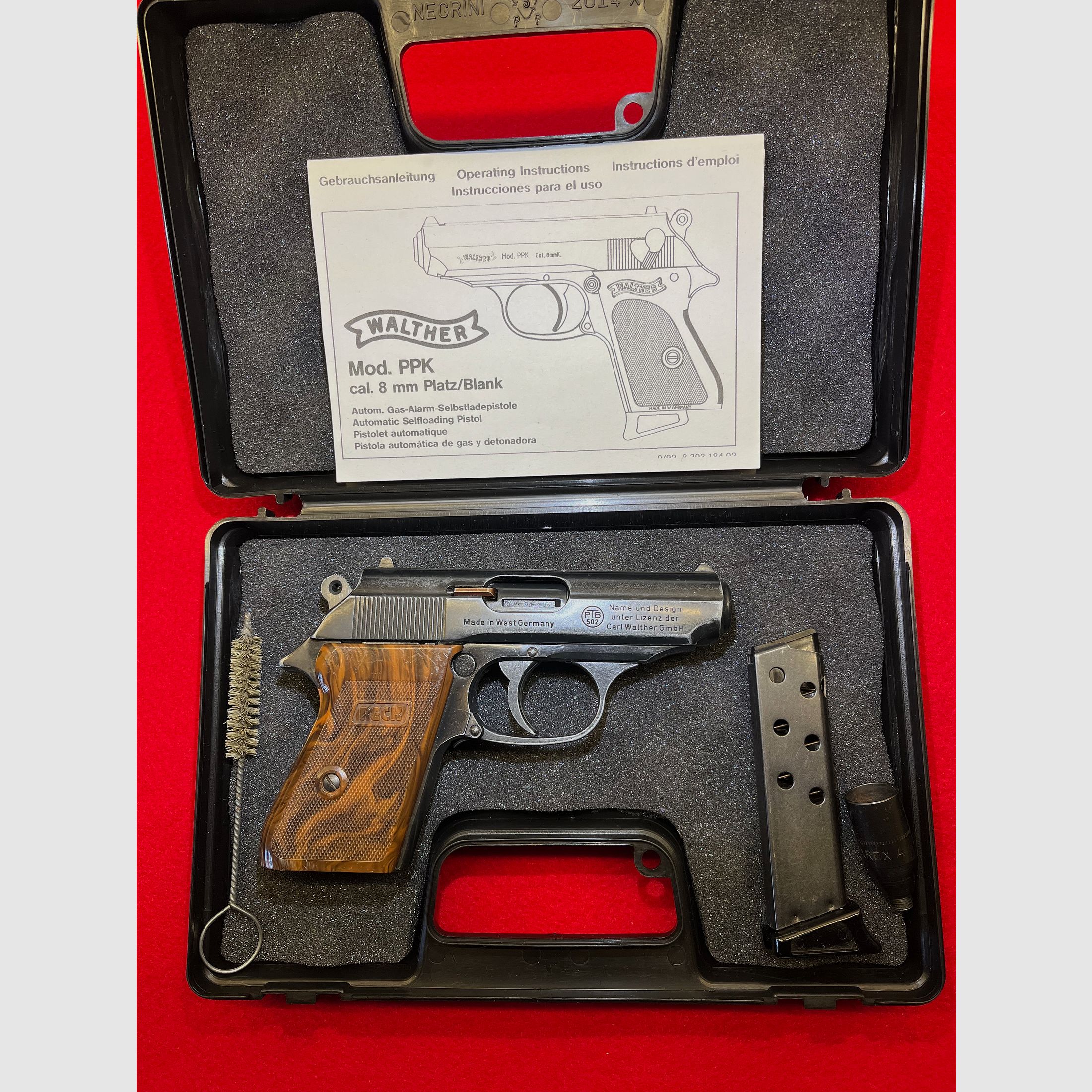 WALTHER PPK  8mm gas blank pistol