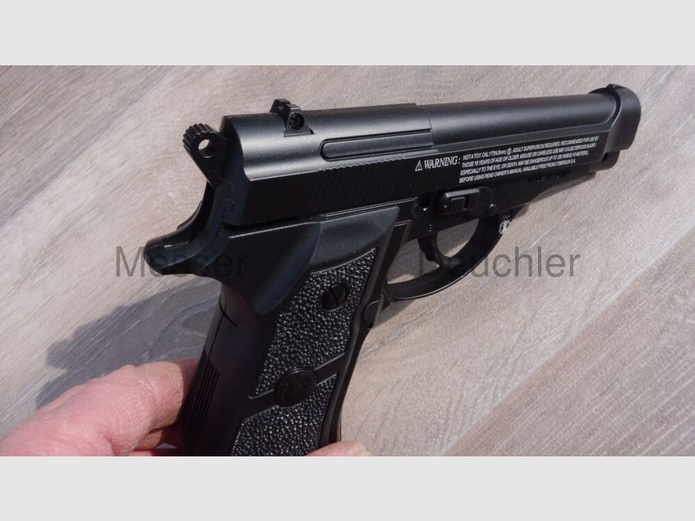 Swiss Arms	 P84 - Druckluft Co2