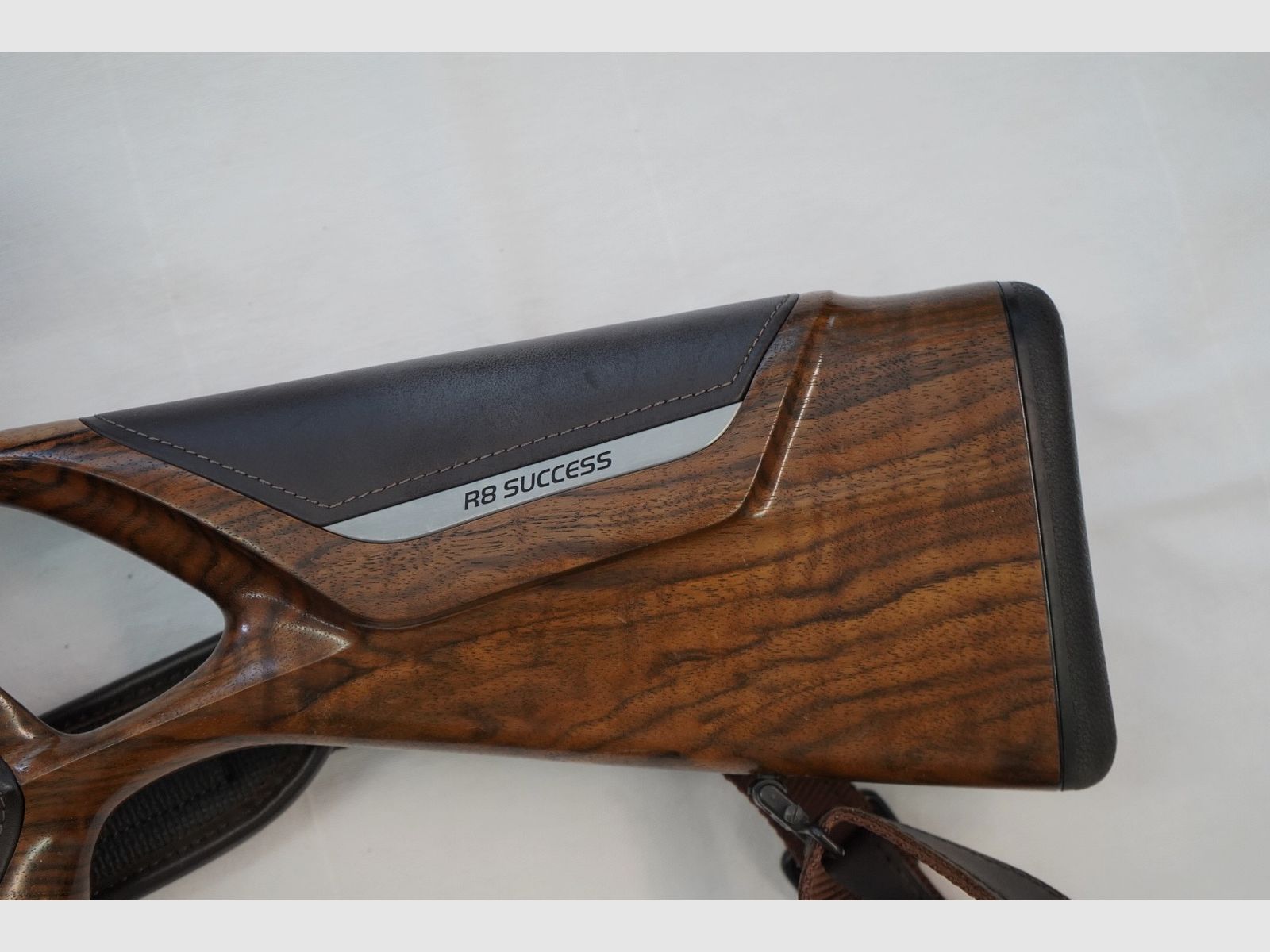 R8 success Leder, Holz, Leder, Zielfernrohr Svarovski, Atzl Abzug 