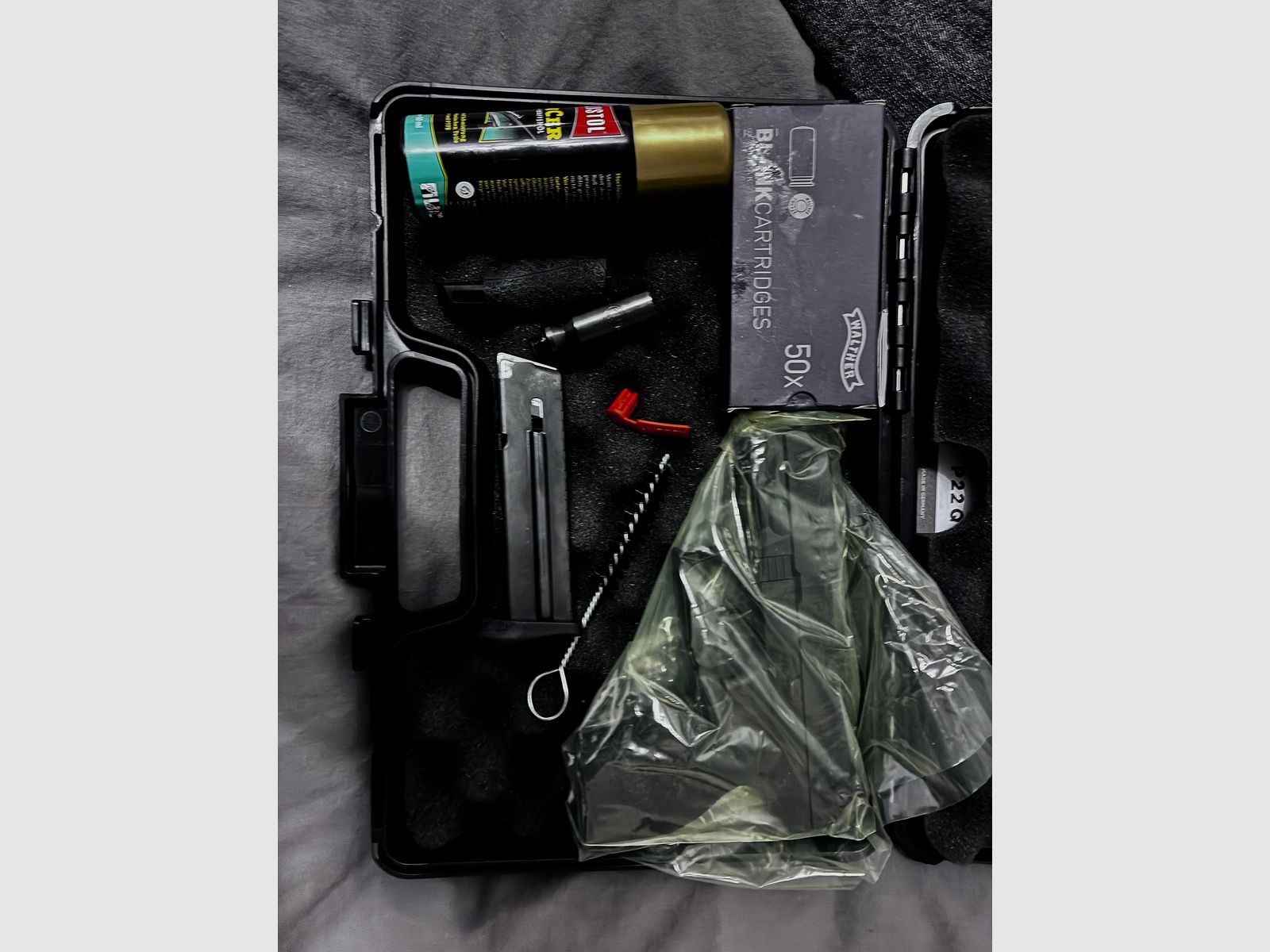 Schreckschuss Walter Umarex P22 Q mit 7 Schuss Magazin 9mm