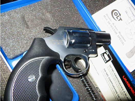 COLT Detective Spezial (Nickel) Cal. 380 RK  (9mm) Knall (ungeschossen)