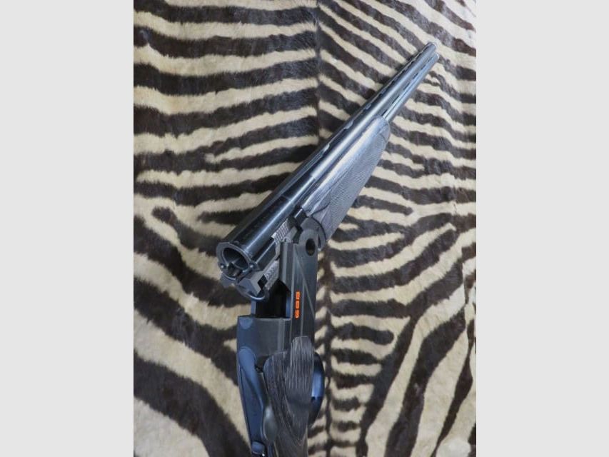 Flinte BERETTA 688 Black Sporting B-Fast Kal.12/76 Läufe 76 cm 5 Chokes – Waffenkoffer, Bild 11 von 13