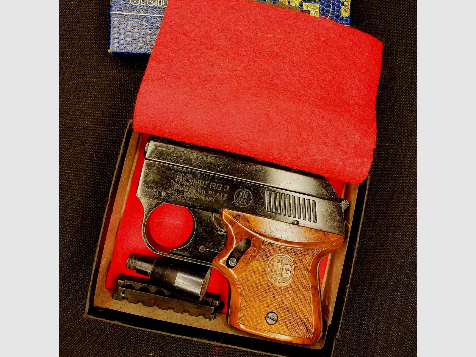 Taschenpistole RG3 - Röhm RG 3 Schreckschuss Pistole Kal. 6mm Flobert (PTB 33)