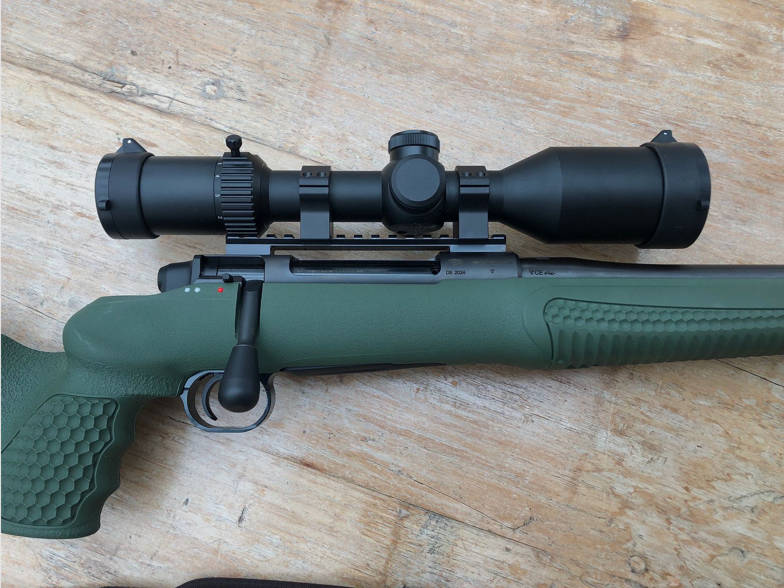 Absolut neuwertig - frisch aus dem Laden: Mauser M18 Fenris .223 Rem mit Optik und Schalldämpfer 