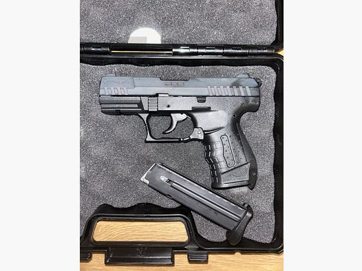 Walther P22 Ready + originales Holster