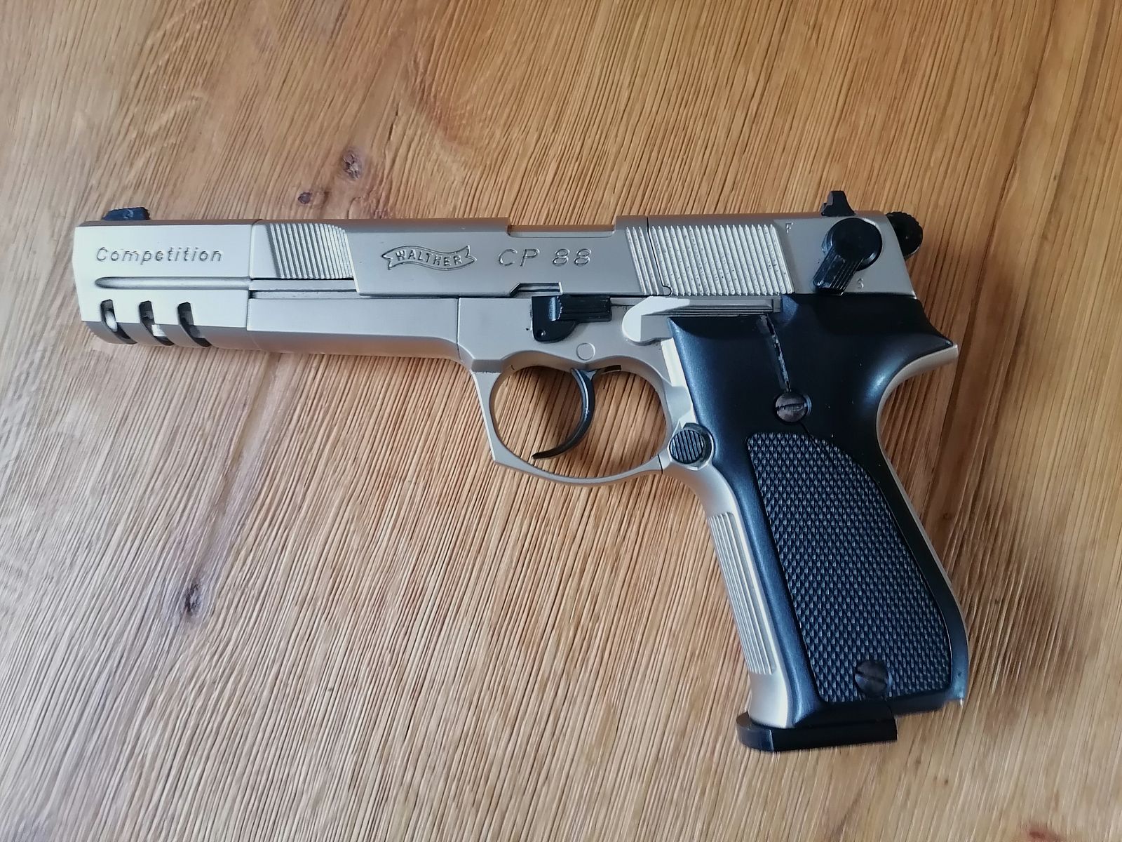 Rarität :Luftpistole Walther CP 88 Competition, CO2, gebraucht