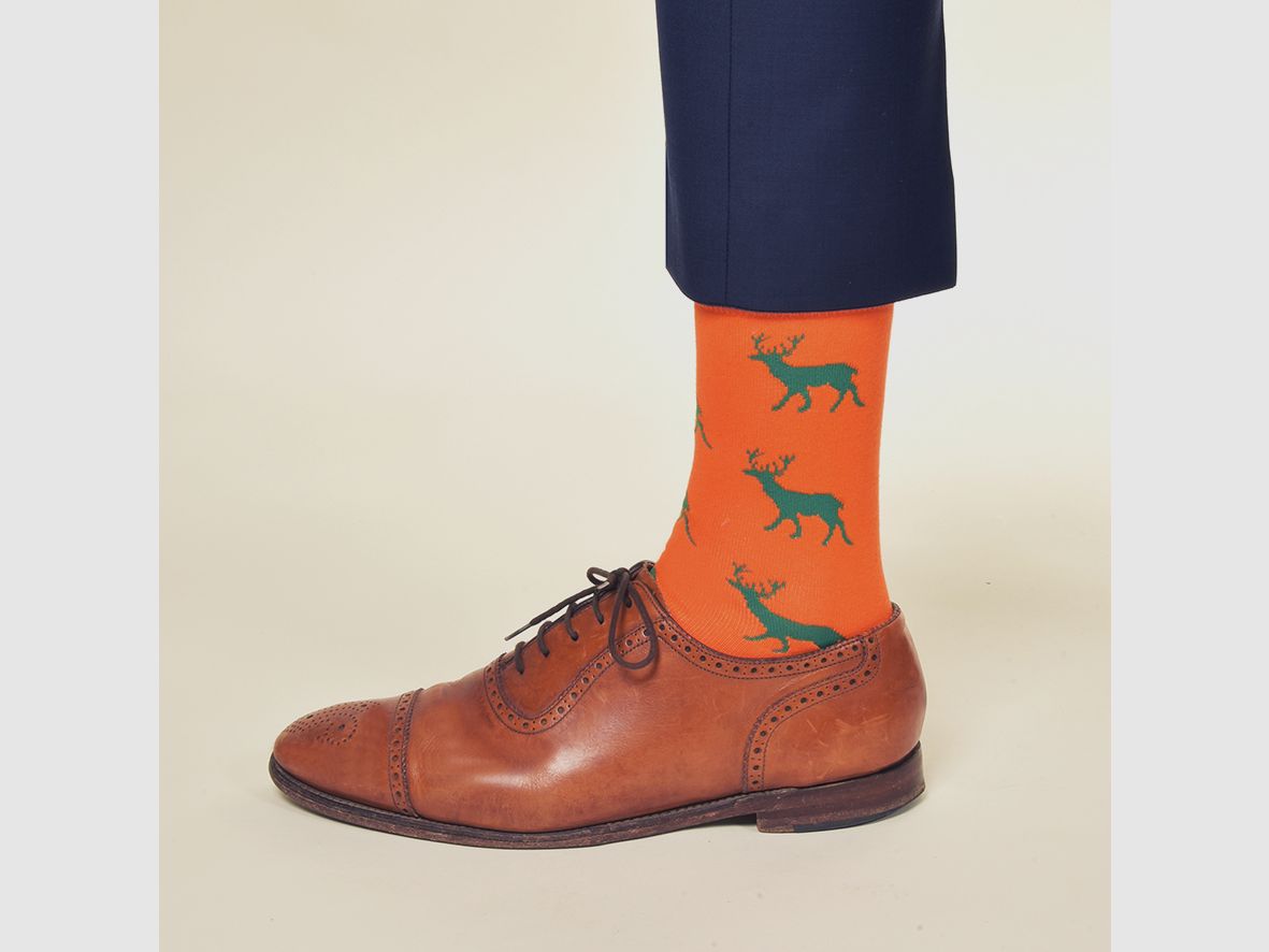 orange Socke – grüner Hirsch, Bild 2 von 2