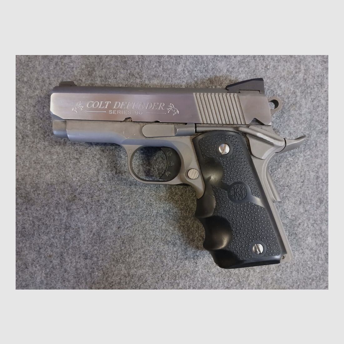 Colt Defender