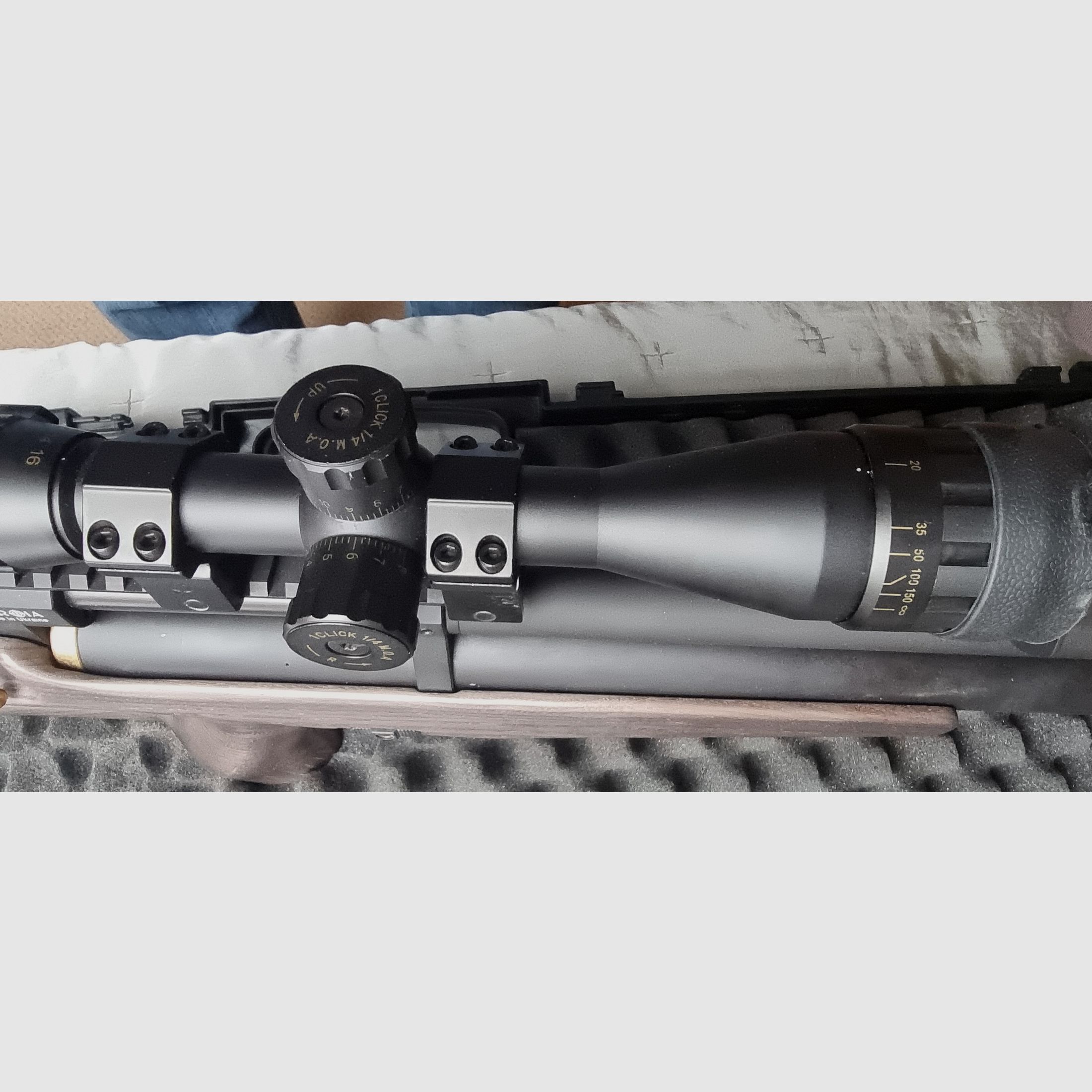 Zbroia Kozak Pressluftgewehr Bullpulp 4,5mm F Version mit 5 Magazinen, Pumpe, Optik 12x , Diabolos usw Frisch aus der Wartung!