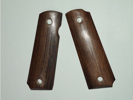 Grip panels of the Cold 1911 P.A.K