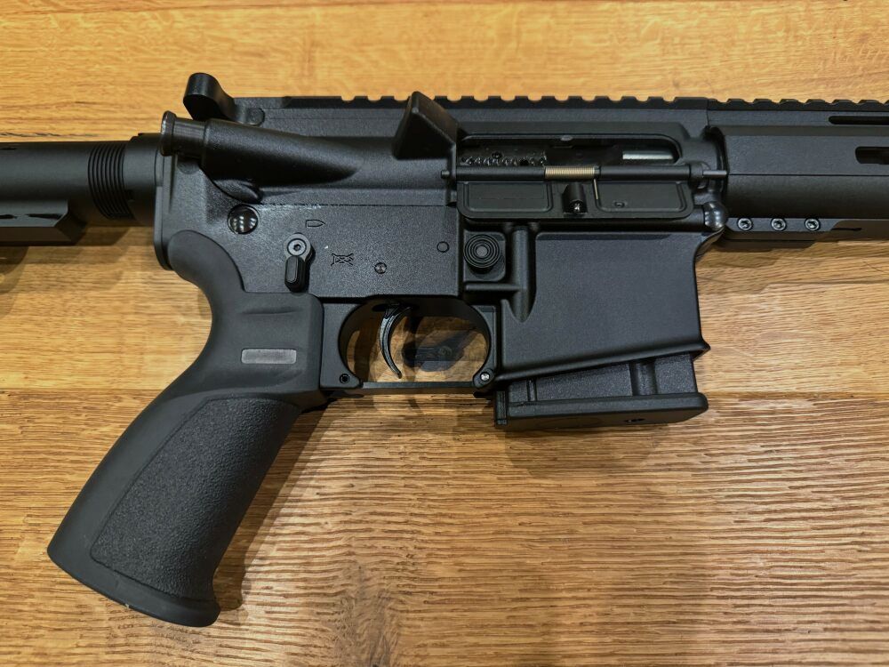 LDT LuxDefTec LDT15 16,75''