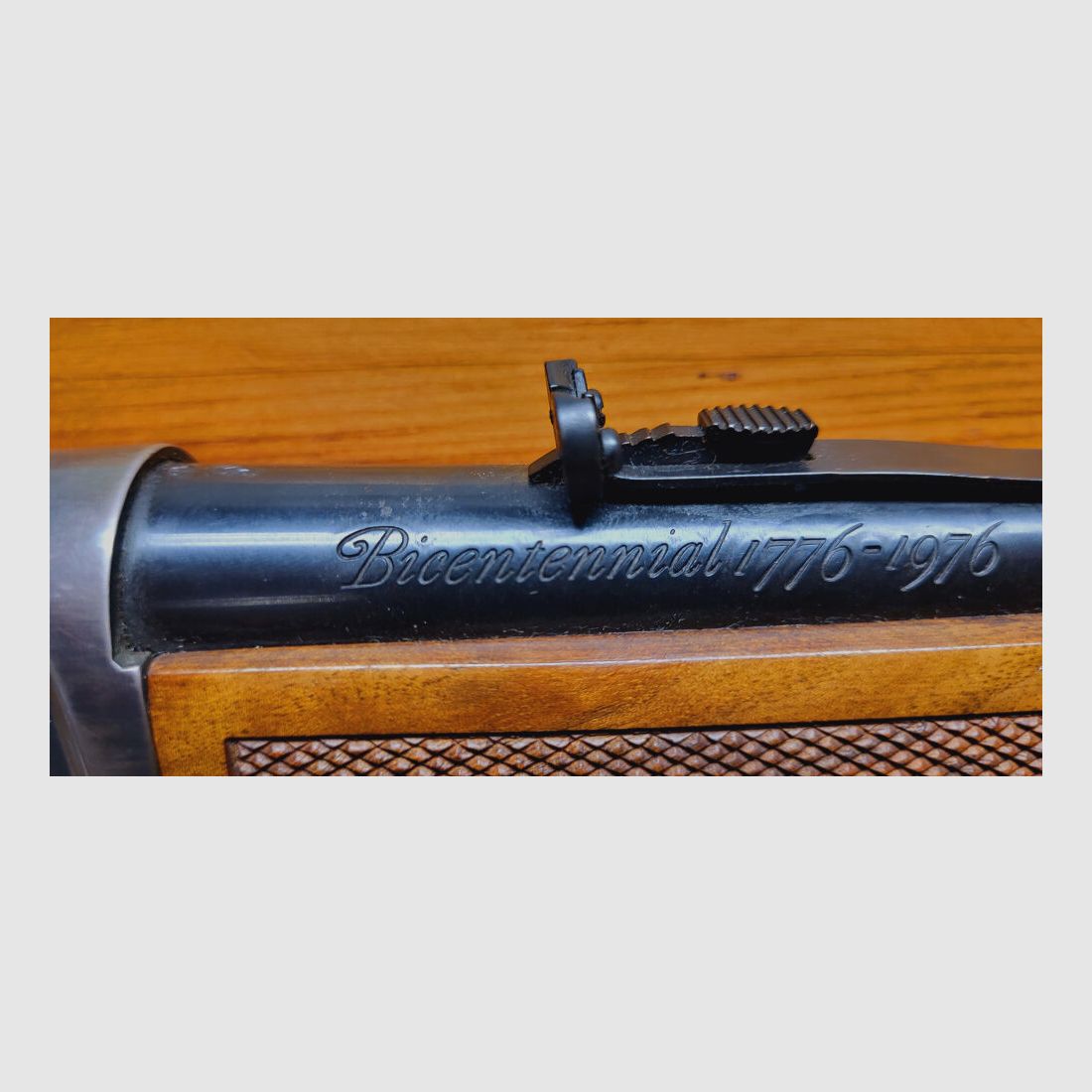 Winchester 1874 Modèle Anniversaire 1776-1976