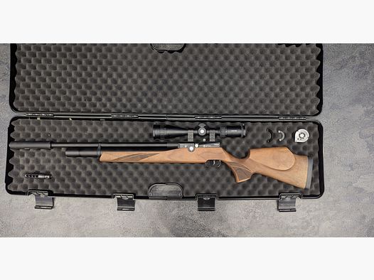 FX air rifle Dreamline Classic Walnut F-Series 4.5mm <7.5j + Hill MK 5 pump