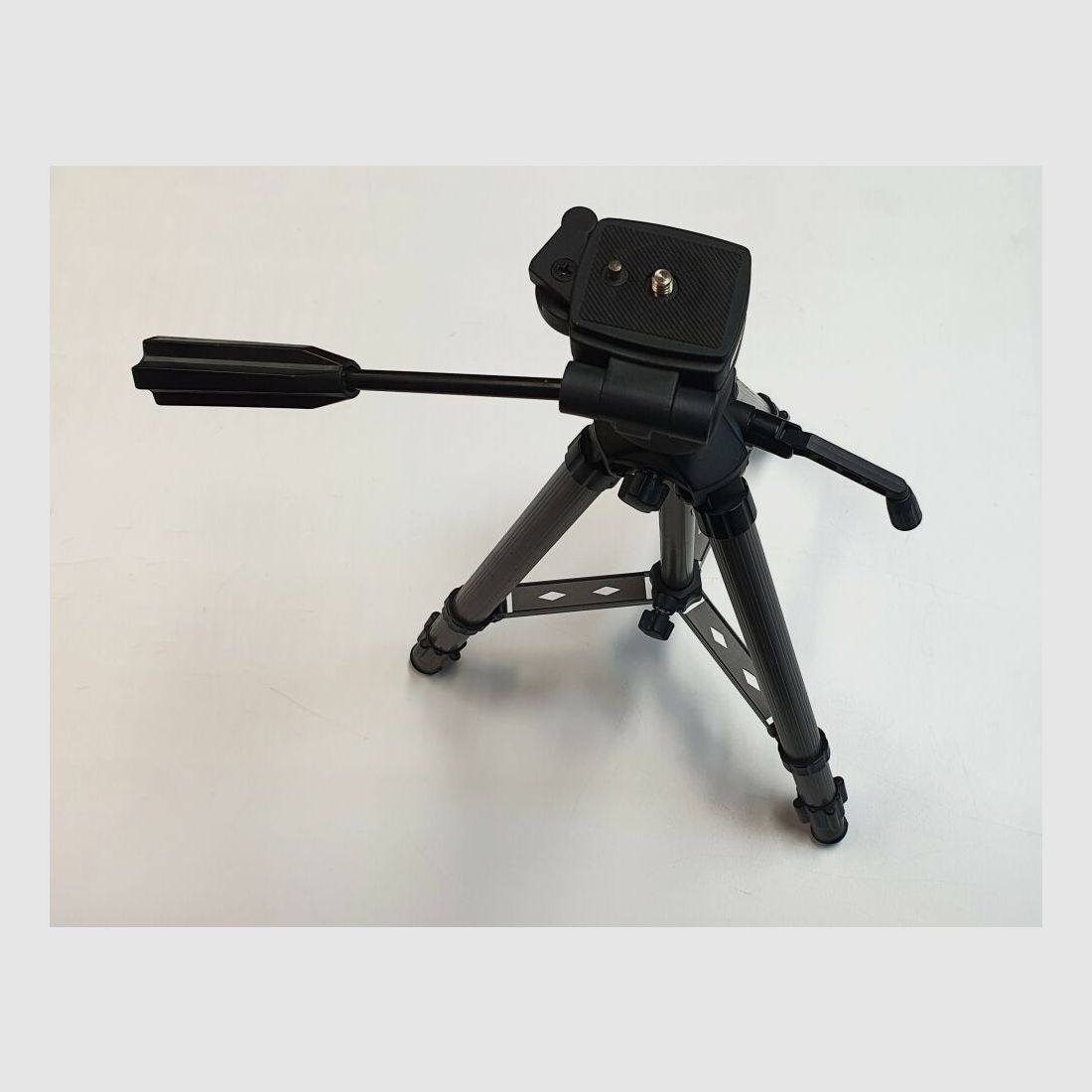 Dörr DANUBIA Dörr Danubia Spotting Scope D-60S / 25X met Driepoot, afbeelding 10 van 10