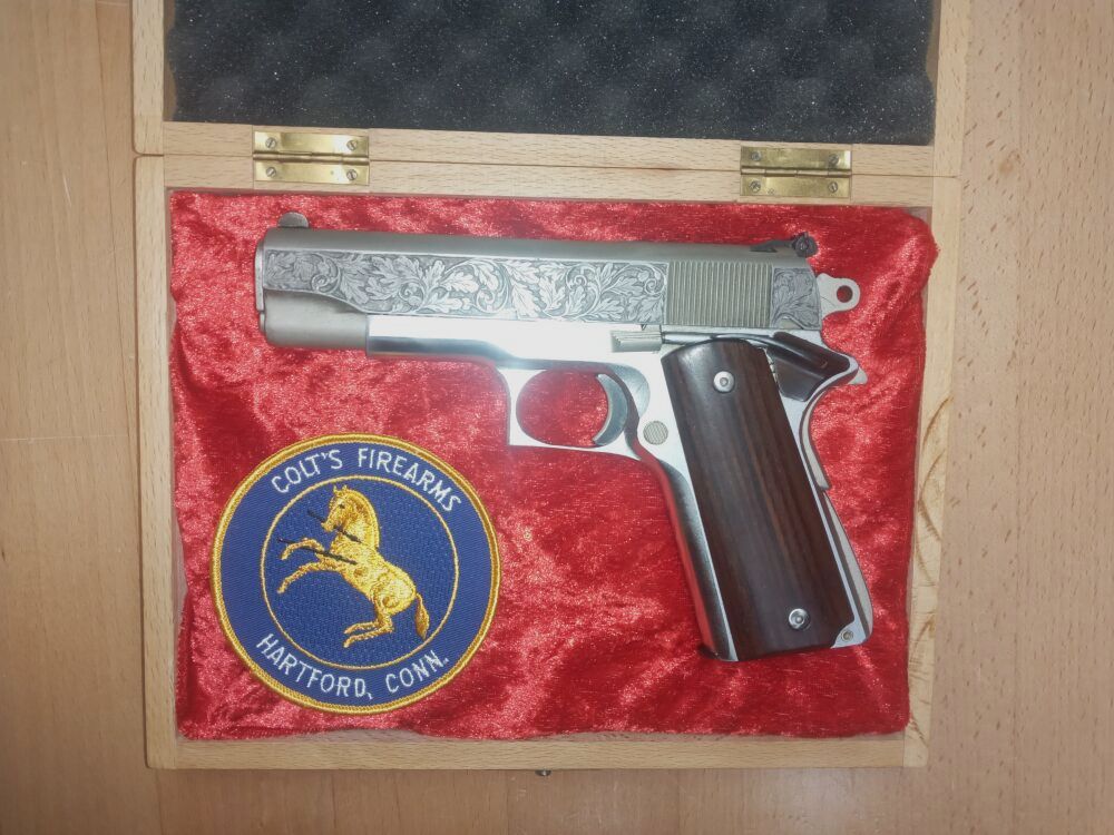 Colt Comander serii 70.
