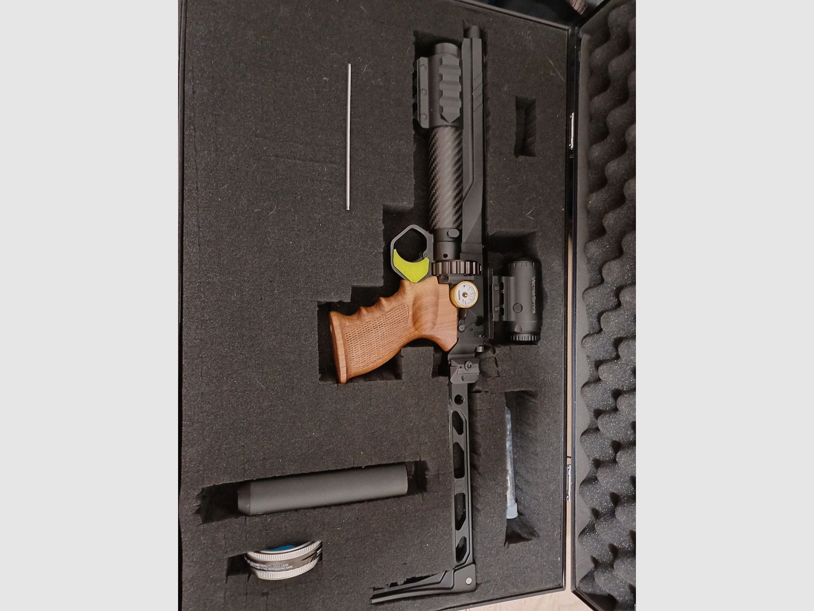 Luftruckpistole Huben GK 1