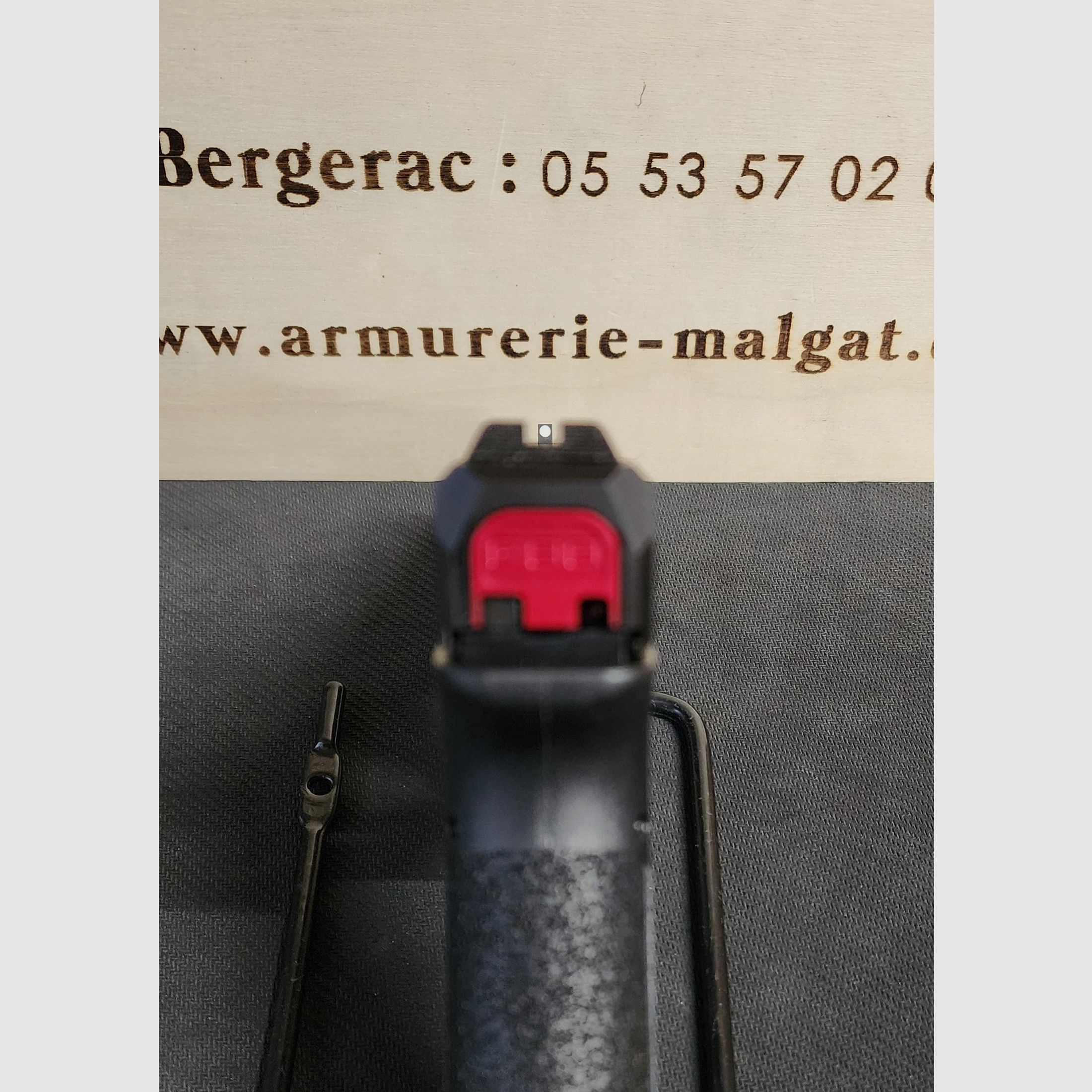 POLYMER 80 PFC9 P80 COMPACT CAL.9X19 (gebraucht), Bild 7 von 10