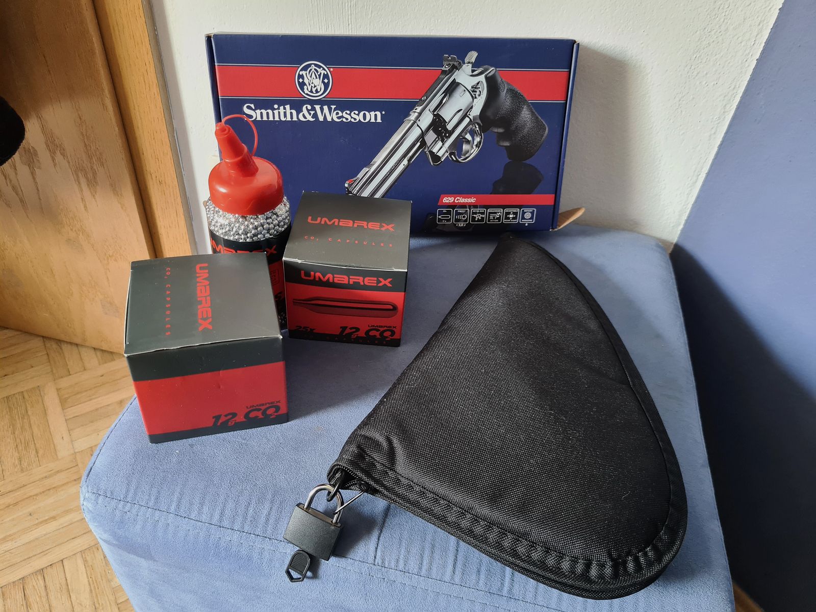 CO2 pistol Smith & Wesson 629 Classic