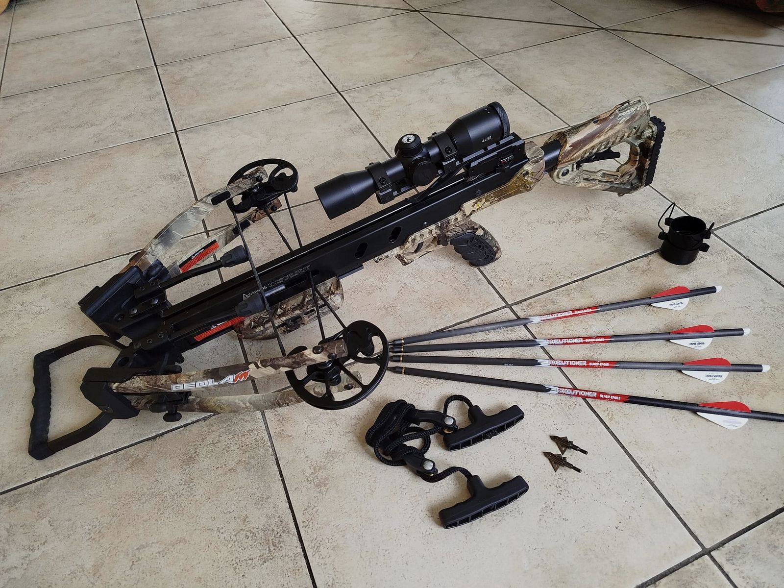 Armbrust Hori Zone Bedlam, Präzisionsarmbrust mit viel Power und Zubehör