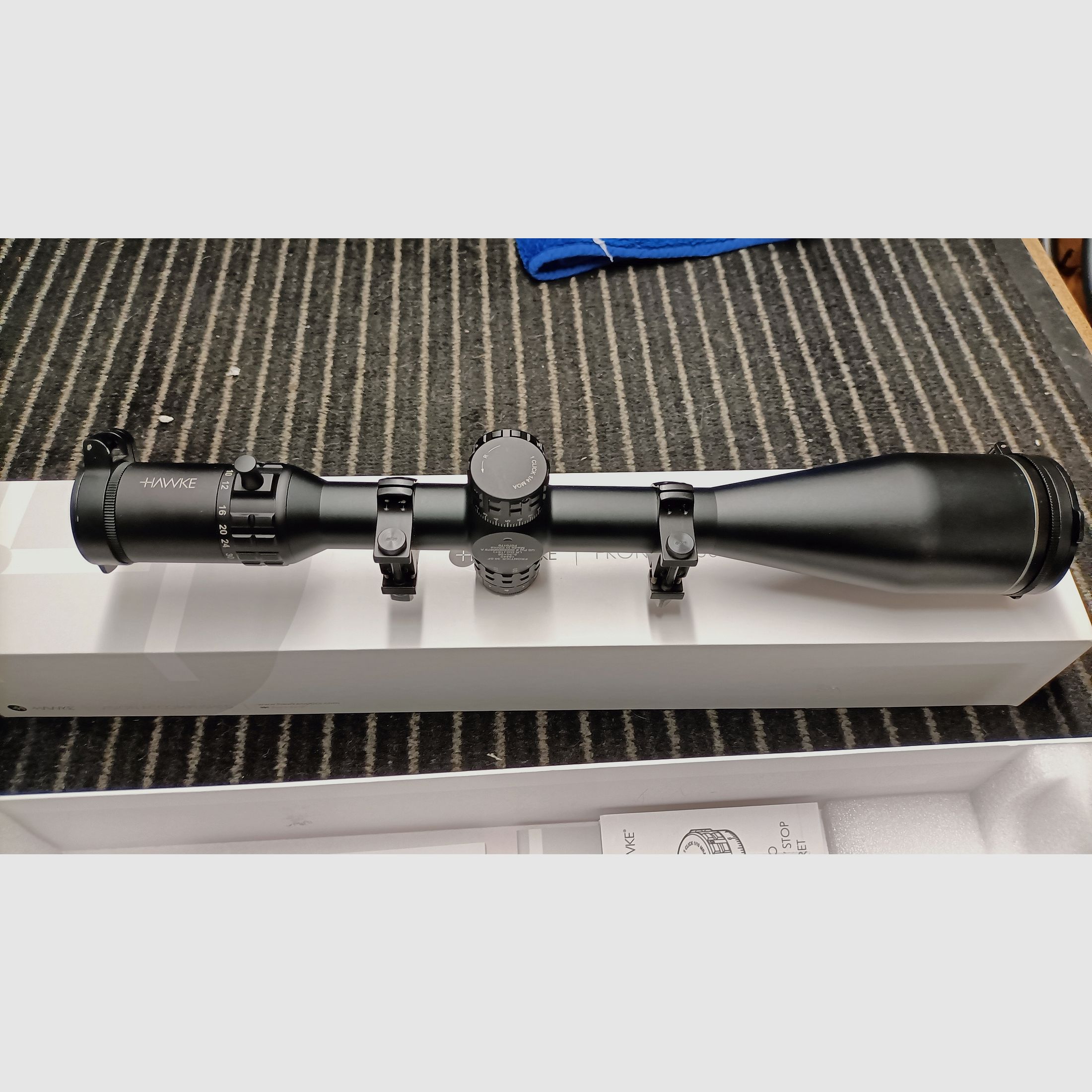 Hawke Frontier SF 5-30x56 LR Dot