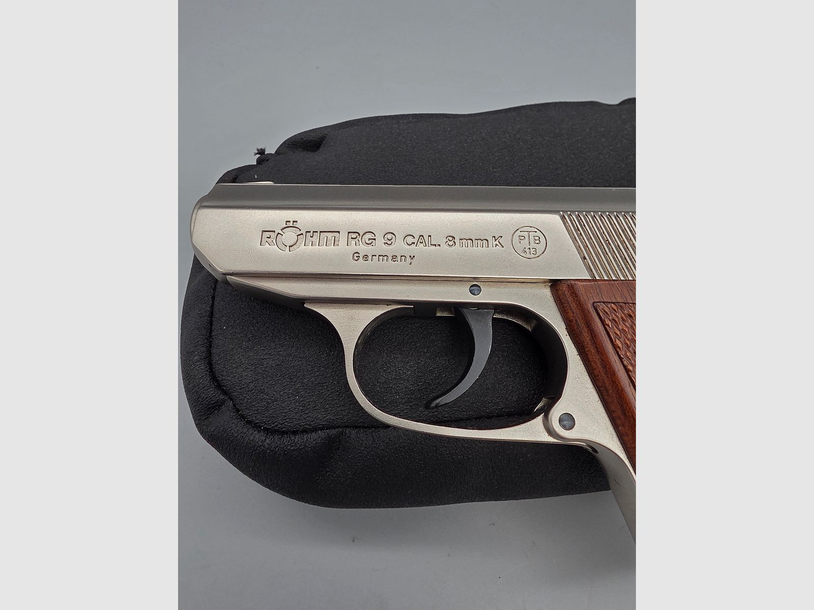 Röhm RG9 PPK Klone PTB 413 Nickel de l'année 1994 Calibre 8mm K Schreckschuss SRS RG 9