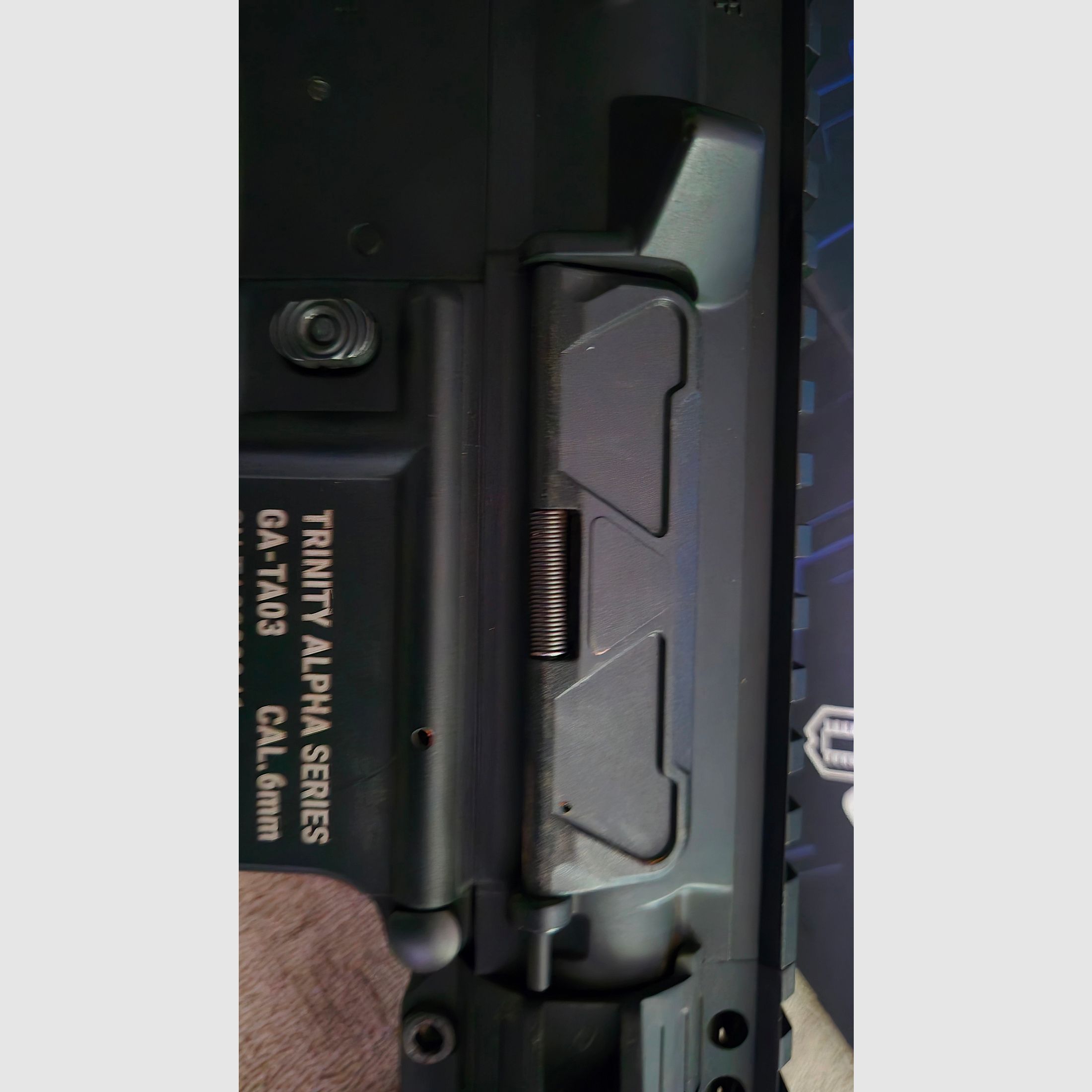 Airsoft ARCTURUS Trinity Armament Alpha Rifle 11.5" S-AEG mit GATE TITAN ll Bluetooth 