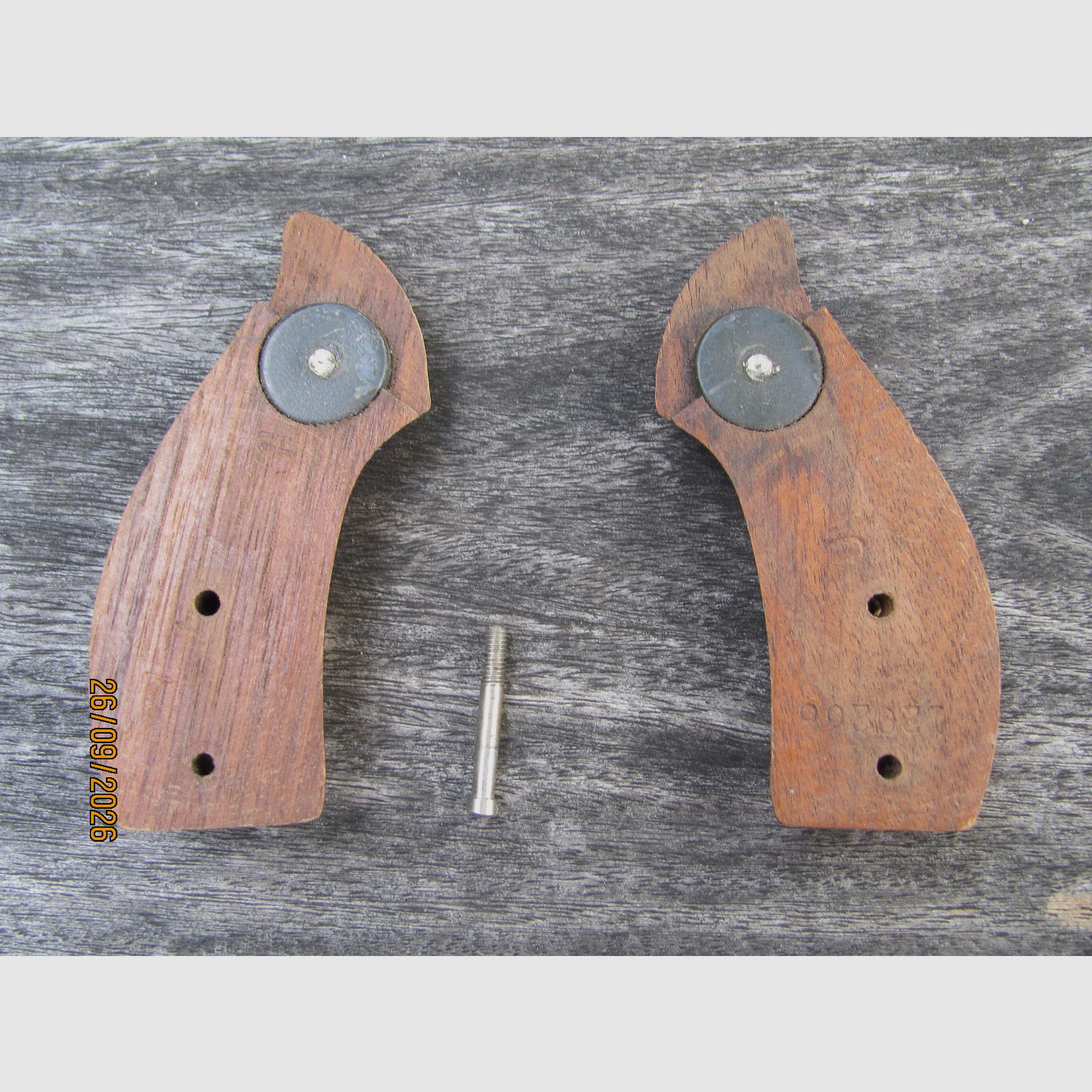 Original Smith & Wesson J-frame grip de madera - like new, imagen 2 de 2