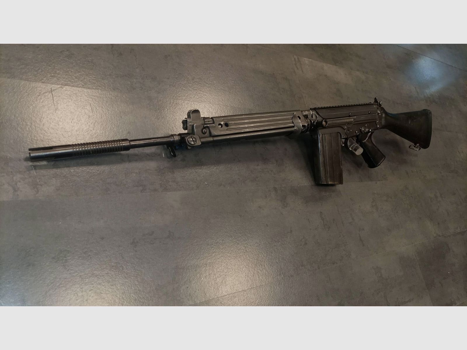 Fusil semi-automatique ADLER Mod. M88-I cal. 7-08, image 3 sur 8