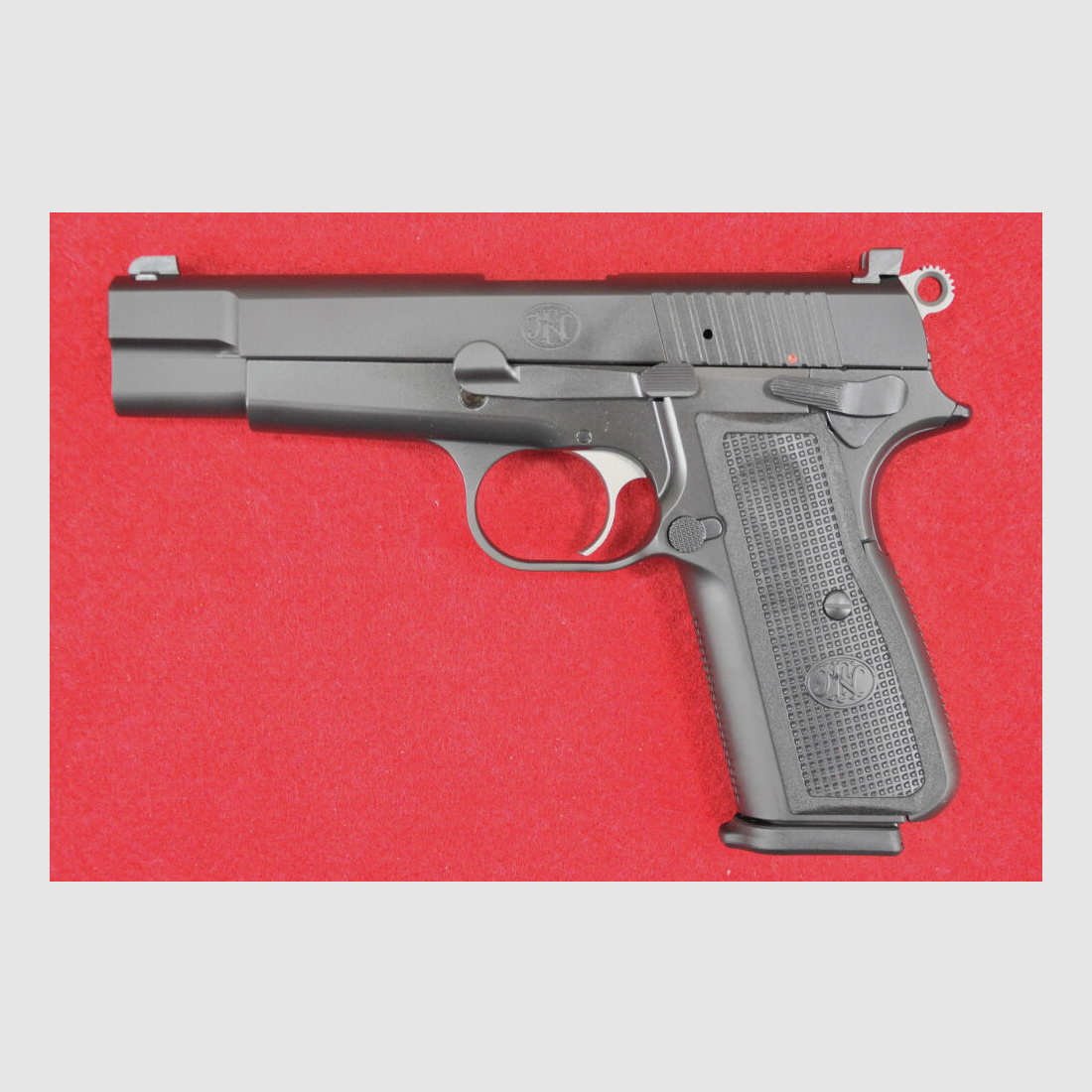 FN High Power 9mm Luger nero *Nuovo modello*