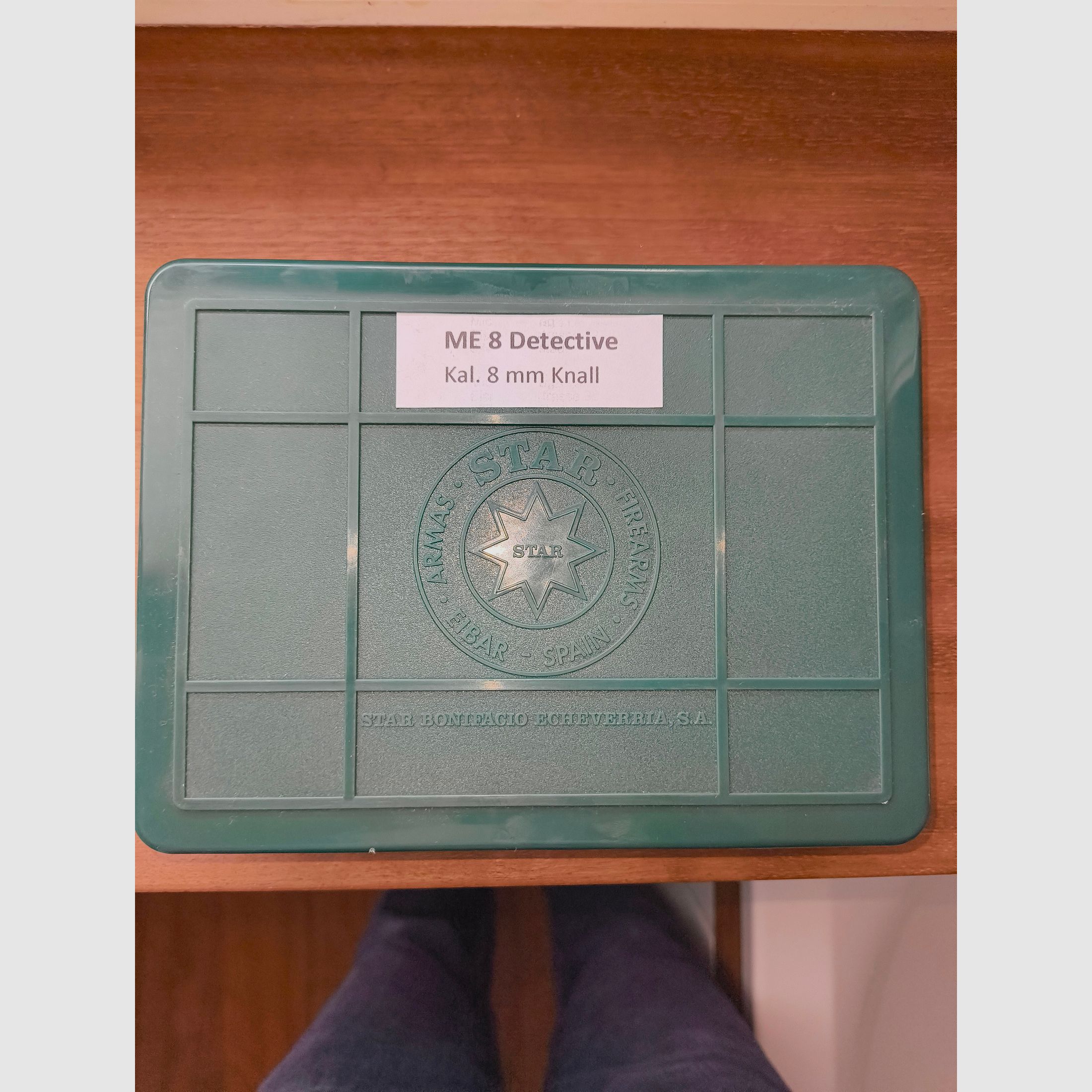 6ME 8 Detective Schreckschusspistolen