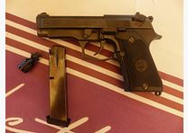 Valtro 98 Civil Cal. 9mm PAK - Beretta 92 Centurion clone with muzzle cup for rockets