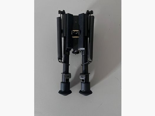 Bipod Hawke