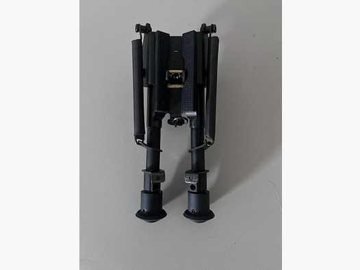 Bipod Hawke