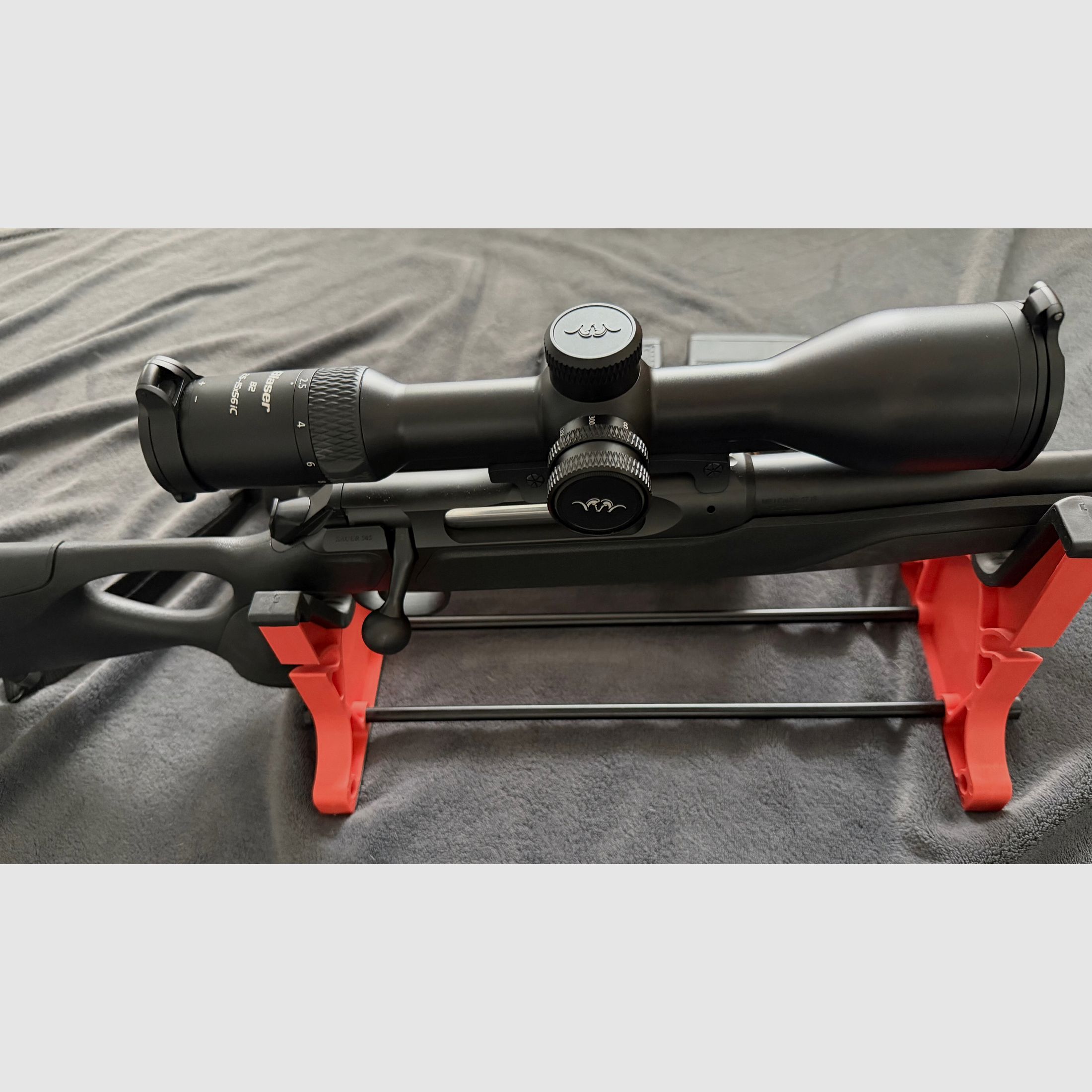 Blaser Zielfernrohr B2 2,5-15x56 iC S mit Schiene und Blaser Sattelmontage