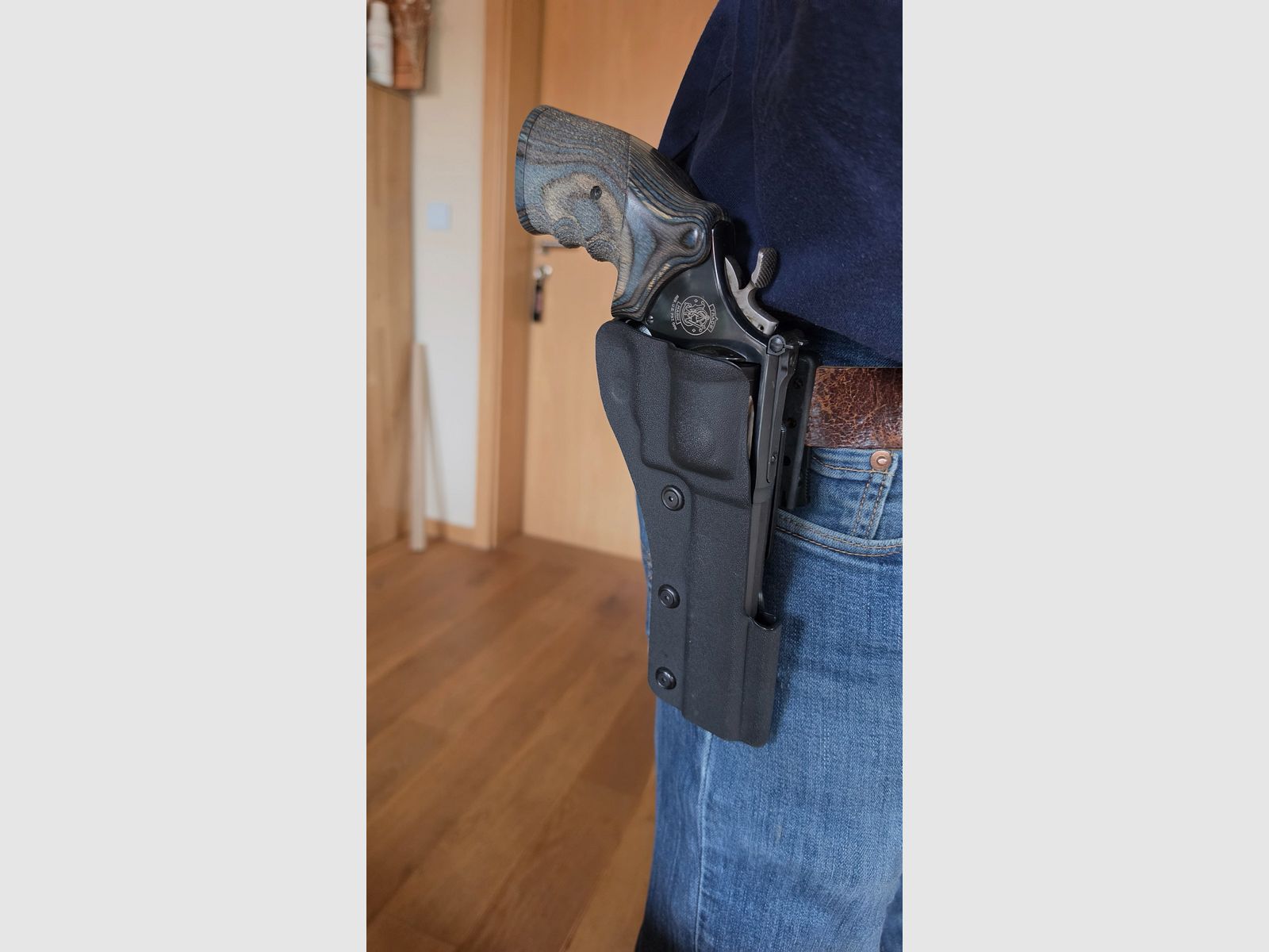 Smith&Wesson 586 Target Champion Royal Blue en .357 +munición +funda, imagen 8 de 10