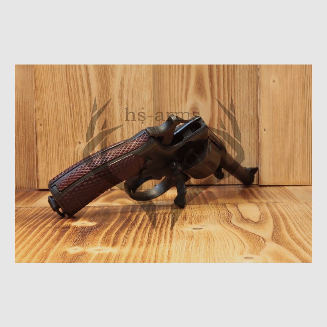 Nagant	 Nagant M1895 Revolver - 7,62 × 38 mm R