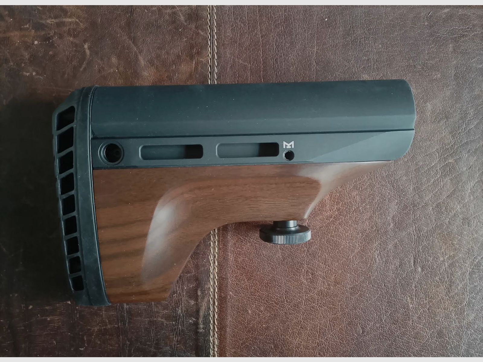 WOOX Vigilante AR15 Holz-Schulterstütze Walnuss – Schubschaft Hybrid (wie neu)