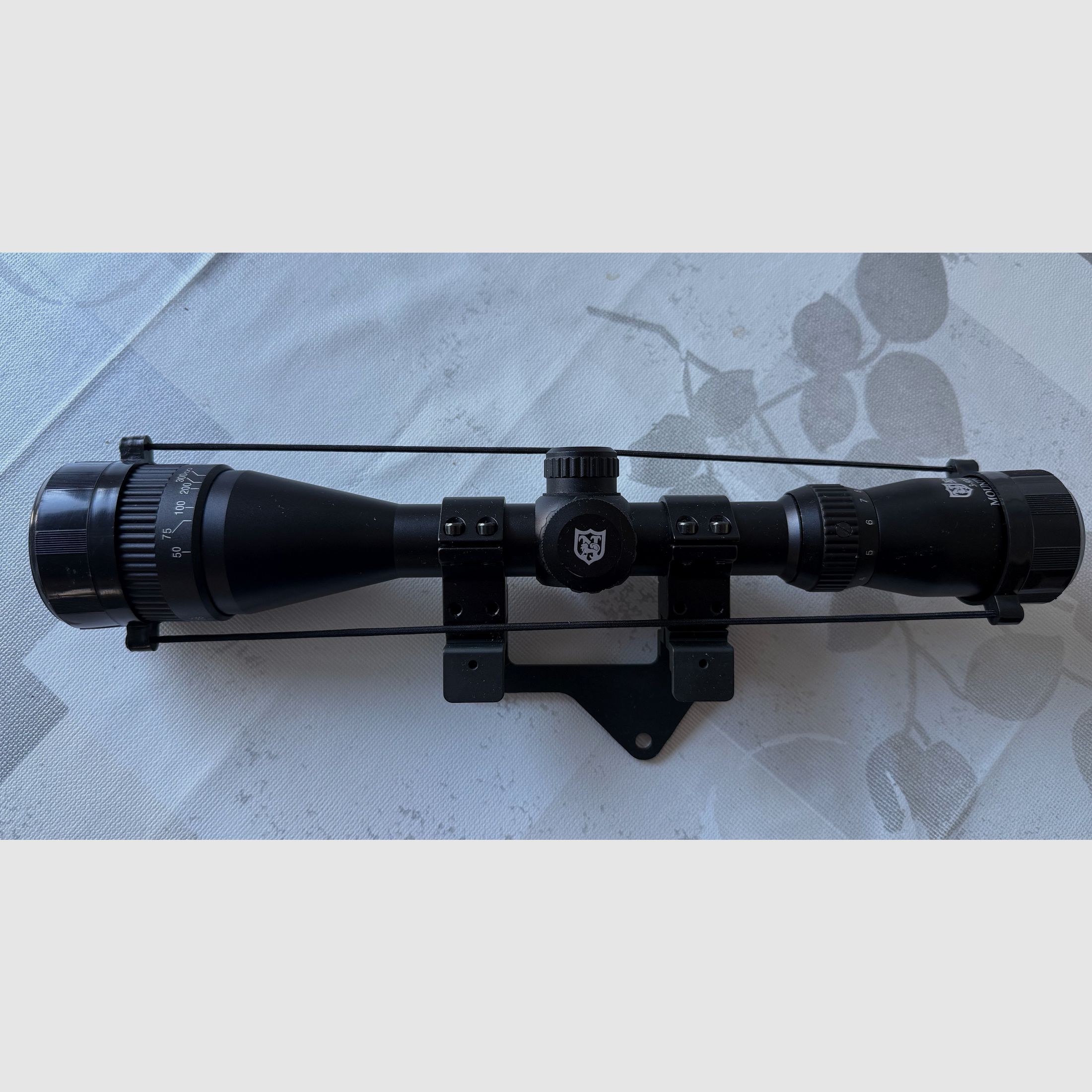 Viseur Nikko Stirling Mountmaster 3 - 9 x 40 Half Mil Dot 378 pouces montures - Éclairé - état comme neuf !