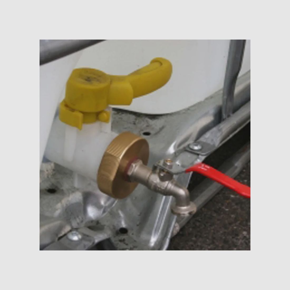Robinet de cuve 1000 L, image 4 sur 5