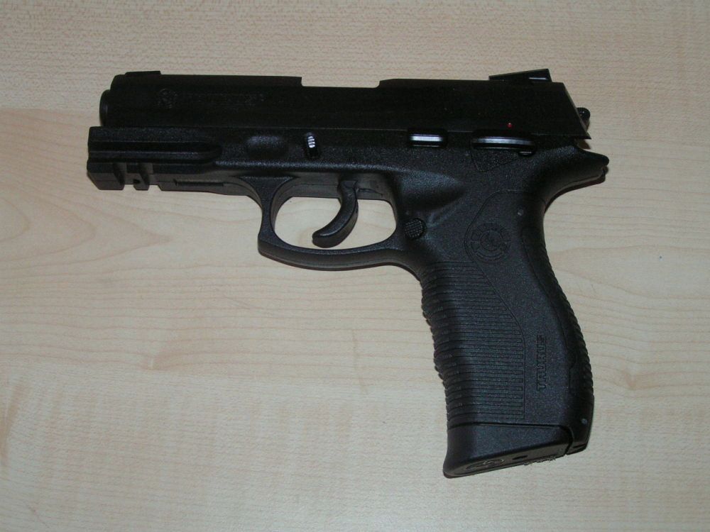 Taurus PT 809