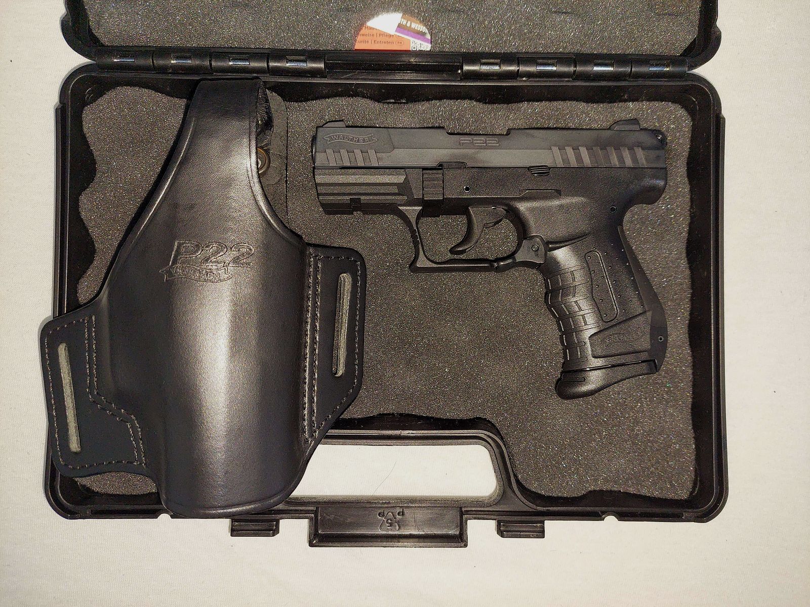 P22 mit Lederholster (Neu)