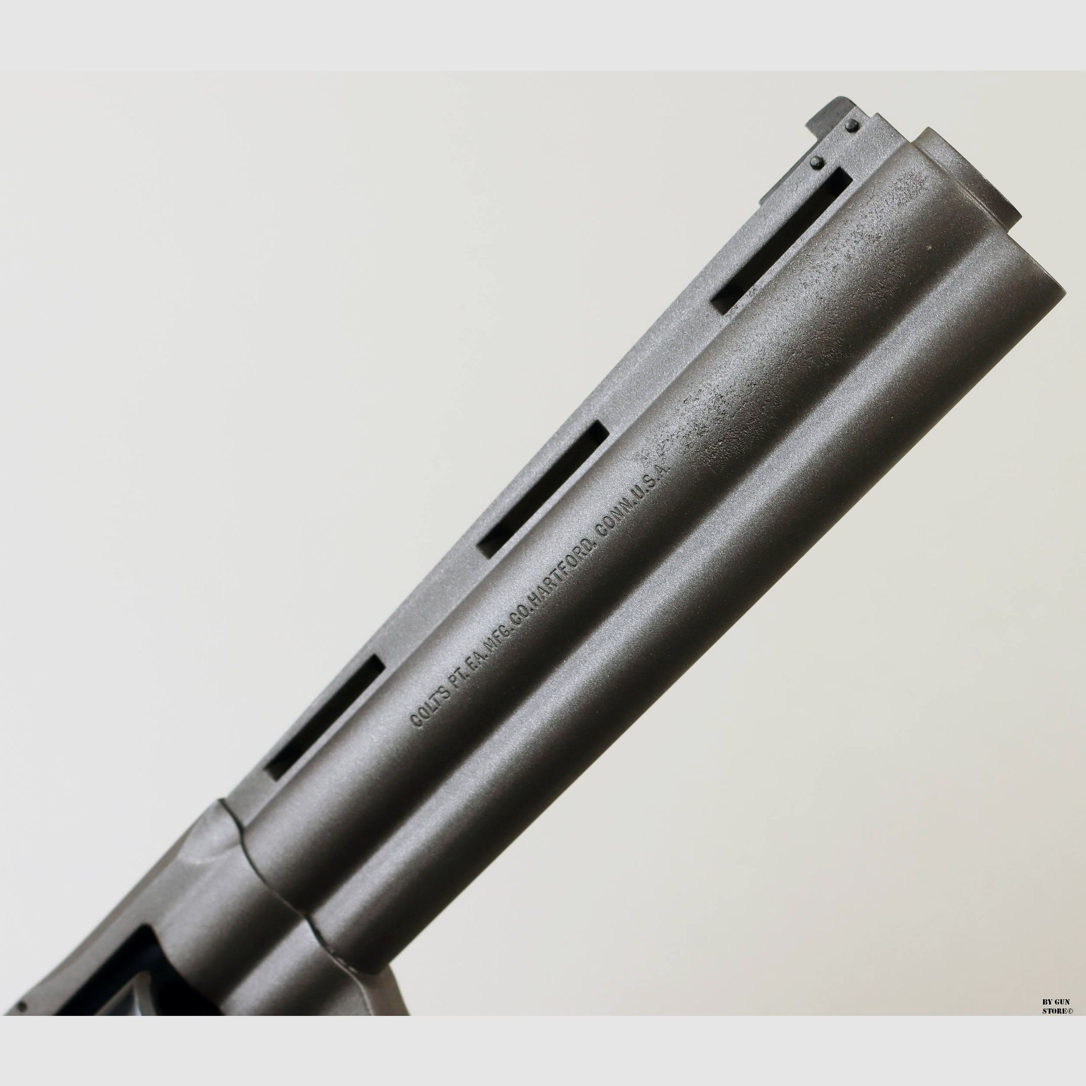 Revolver Colt mod. Python cal. 357 Mag. matr. E48050, immagine 3 di 11