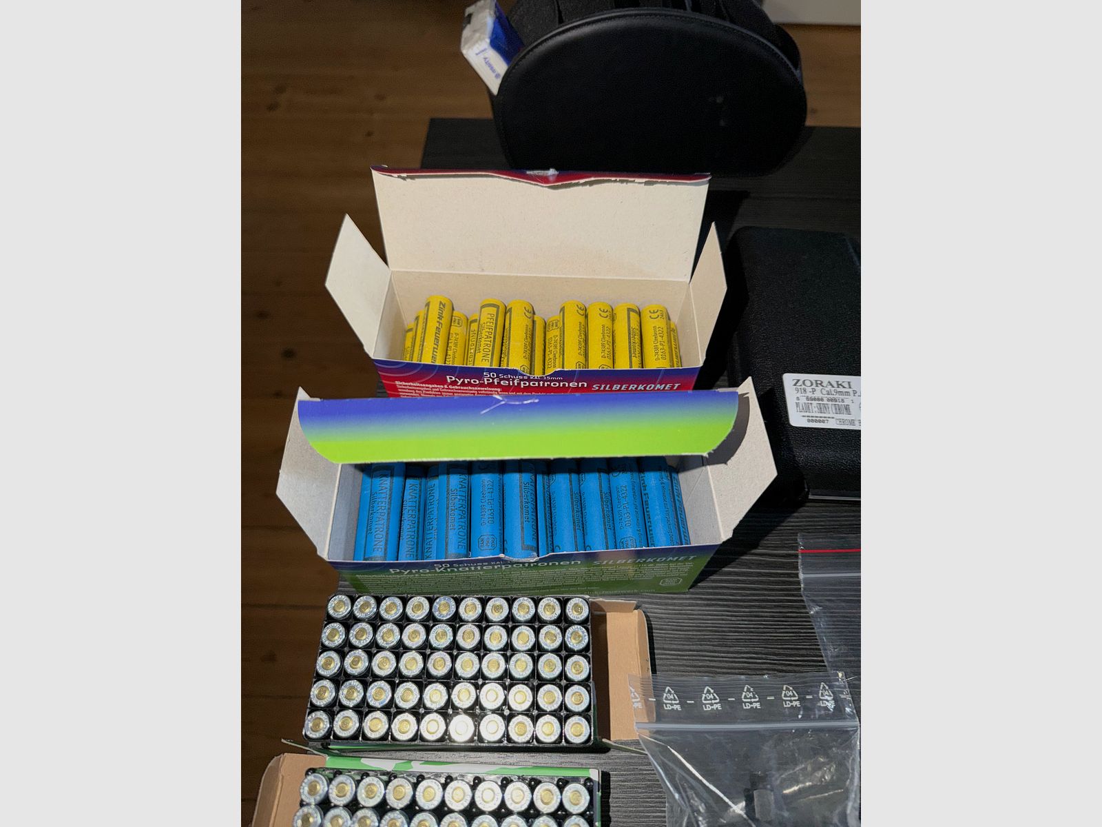 918-P blank firing pistol chrome 9mm incl. accessories