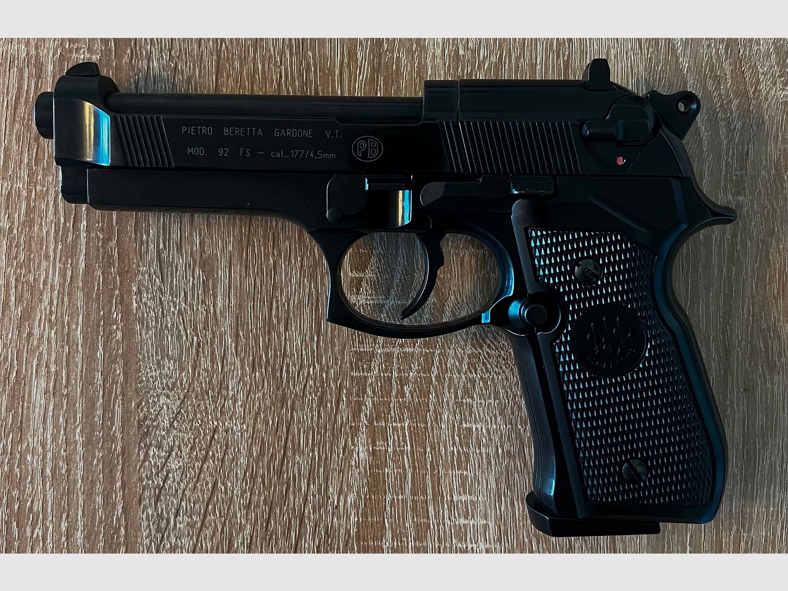 Beretta 92 FS CO2  4,5mm Diabolo