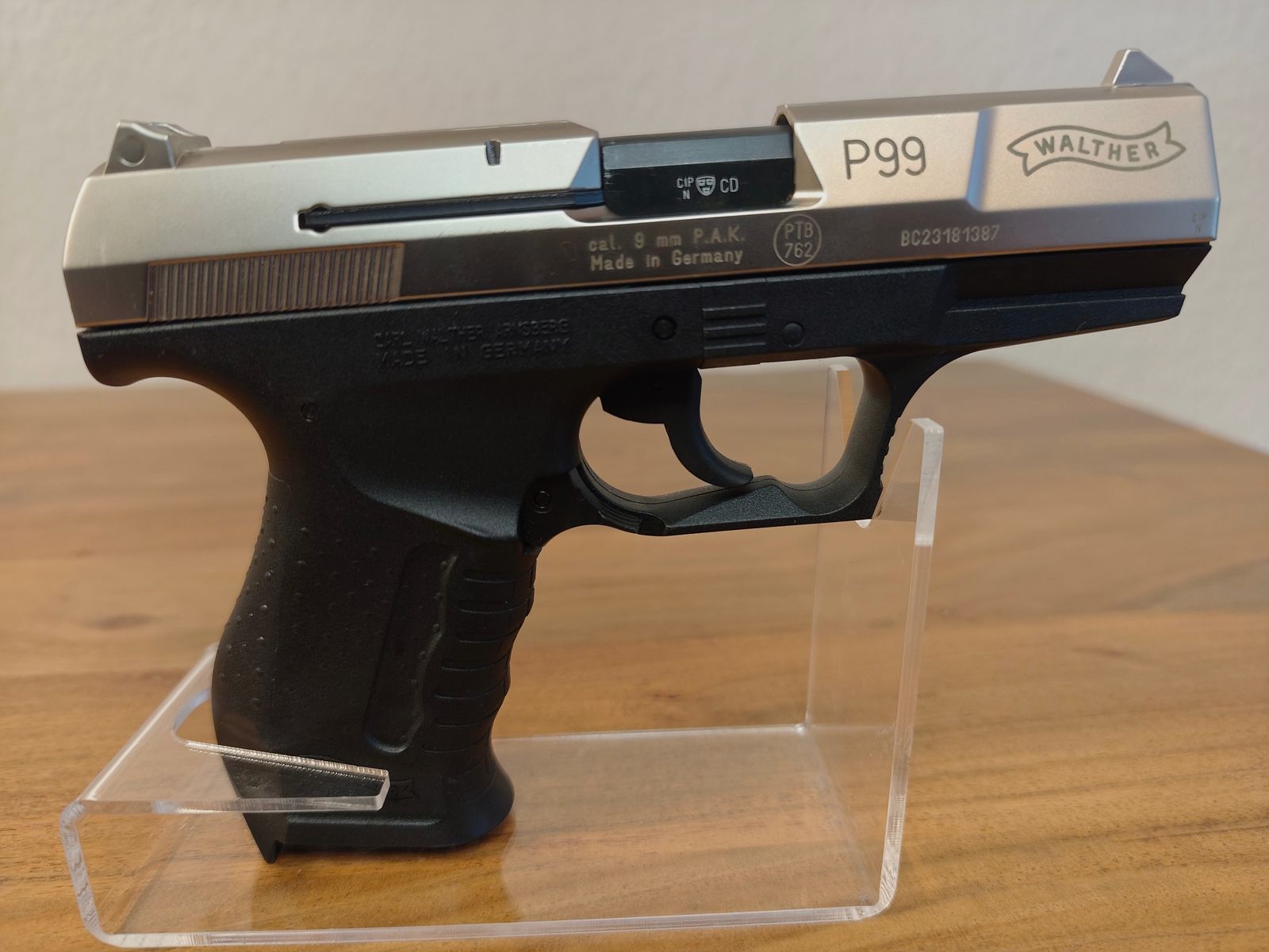 Wather P 99 Nickel kal. 9mm PTB 762 w stanie nowym